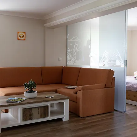 Virida, App Leopold Iii Feriehus *